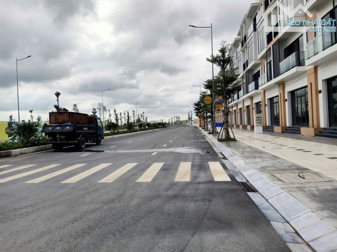 ĐẤT NỀN THE 826EC MT LONG HẬU(40M) - LK MILLENNIA CHỈ 2TY4/80M SỔ SẴN - 1