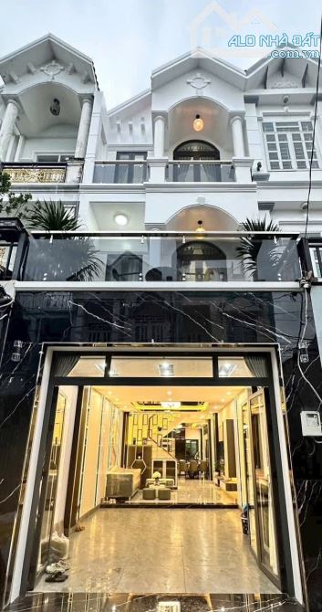 NGUYỄN THỊ HƯƠNG, NHÀ BÈ - 70m2 - 3TẦNG- 4PN - 6TỶ95. - 1