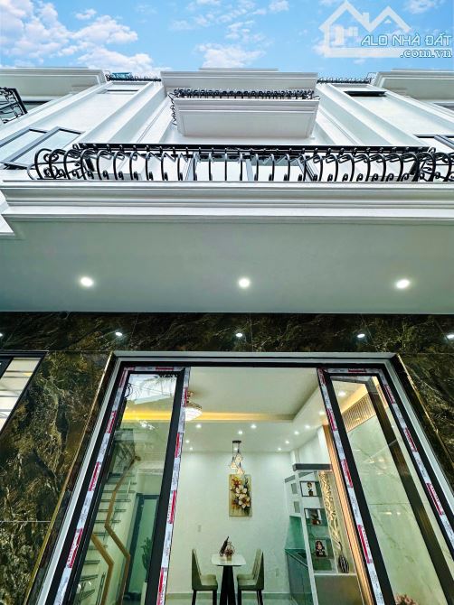 Nhà 4 tầng xây mới ngõ nông Chợ Hàng Cũ ngay Ngã 3 Bốt Tròn - 1