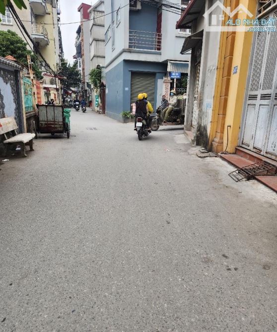 Nhà Dân Xây Kim Giang, Ô Tô Vào Nhà 120m, 4 Tầng , Mặt Tiền 8m - 1