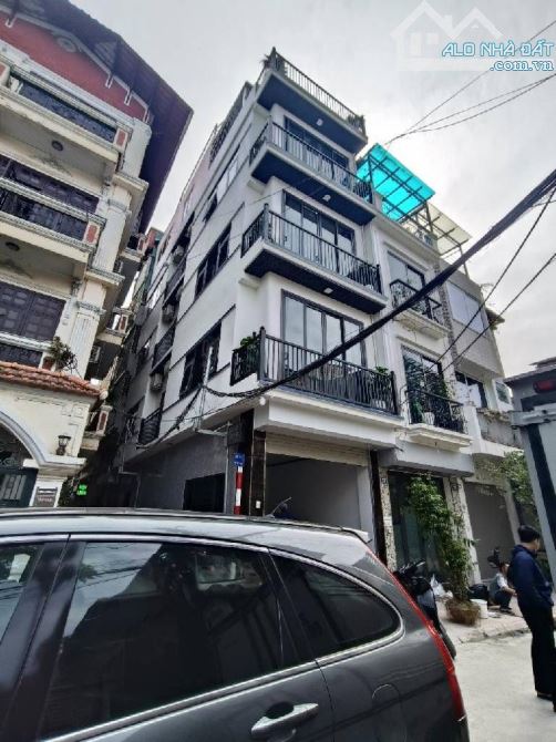 BÁN NHÀ LÔ GÓC PHÚ VIÊN - LÔ GÓC - GẦN CẦU CHƯƠNG DƯƠNG- VỈA HÈ OTO TRÁNH , GIÁ 15 ty - 1