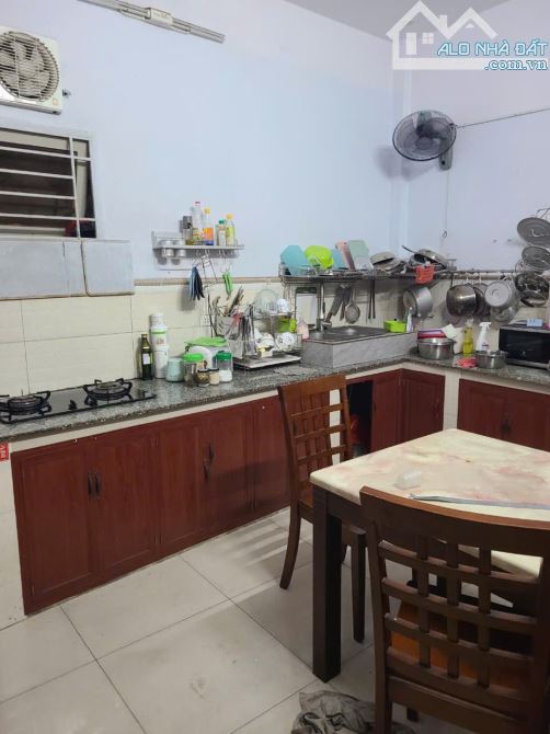 * Bình Long sát bên Tân thắng, gần Aeon Tân Phú. 85 m2, 4x17, nở hậu, 5.x tỏi. - 1