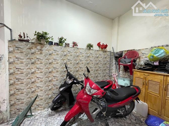 Bán nhà đẹp 2 tầng ,gần mặt tiền .Lưu Hữu Phước ,Quận 8.Giá 3.7 tỷ. - 1
