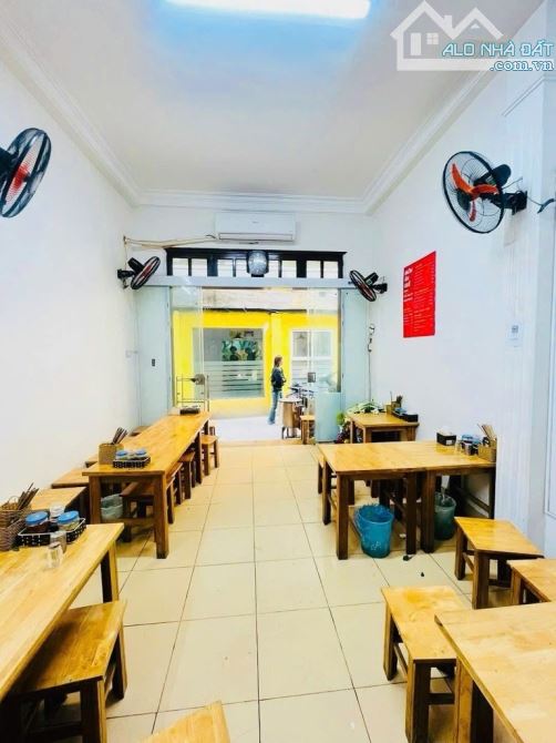 PHỐ VIP LÁNG HẠ - CÁCH PHỐ 5M - BÃI XE CẠNH NHÀ - KINH DOANH SẦM UẤT - ĐỐNG ĐA - 13.6 TỶ - 1