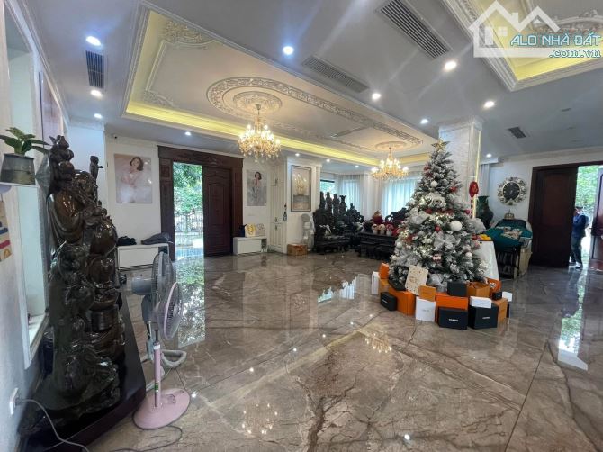 BIỆT THỰ HOA SỮA KHU ĐÔ THỊ SINH THÁI VINHOMES RIVERSIDE 367m 4 TẦNG MẶT TIỀN 10m 155TỶ - 1