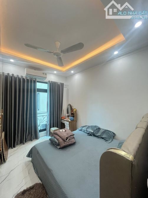 Bán nhà 5 tầng x 38m2 x7.99 tỷ Nhà đẹp thiết kế hiện đại, khu vực Mậu Lương - 1