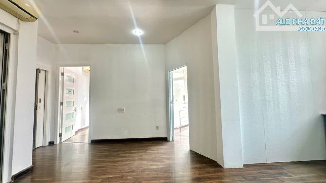 Trống căn 2PN sát bên Quận 7. 3p tới đh RMIT, TDT, Lotte quận 7 - 1