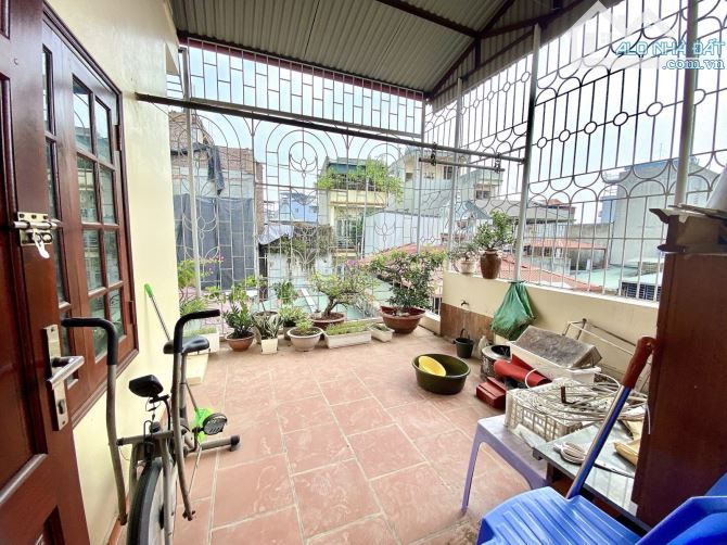 Bán nhà Thanh Xuân 64m 4 tầng MT 8.5m chỉ 10 tỷ chẵn - nhà rất thoáng, gần ô tô - 1