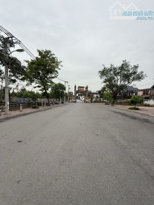 BÁN ĐẤT GIA LÂM – NỞ HẬU – OTO 7 CHỖ ĐỖ CỬA - 1