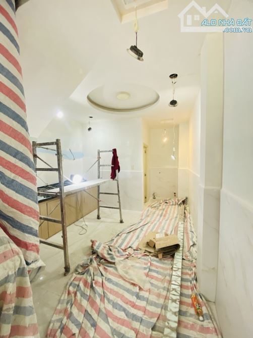 Lưu Hữu Phước, nhà mới 4 tầng BTCT, 43m2, dân cư hiện hữu, không ngập nước, SHR - 1