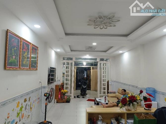 BÁN NHÀ ĐƯỜNG SỐ 37 GẦN NGUYỄN THỊ THẬP,Q.7 - 3 TẦNG - 86M2 - SHR - NHỈNH 8 TỶ - 1