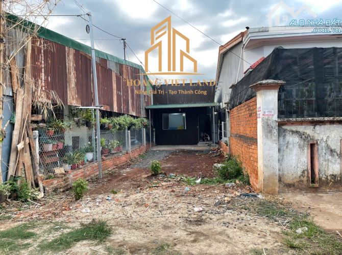 CẦN BÁN LÔ ĐẤT HẺM 111 PHẠM VĂN ĐỒNG, P.TÂN HÒA, DT:5x31m - GIÁ:2,5 TỶ - 1