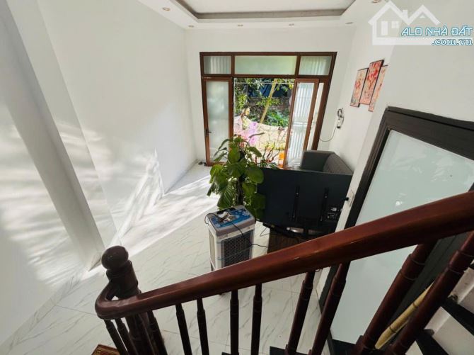 HÀ ĐÔNG NHÀ ĐẸP 32m2 - 4T, 3N Ô TÔ ĐỖ CỔNG - 1
