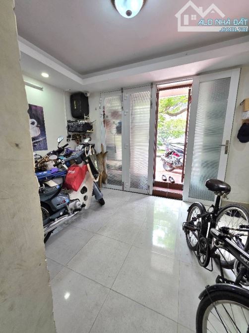 💥QUẬN 6 - MẶT TIỀN ĐƯỜNG SỐ - 40M2- ĐỐI DIỆN VIEW CÔNG VIÊN THOÁNG MÁT- MT 10M 💰👉6,2 TỶ - 1