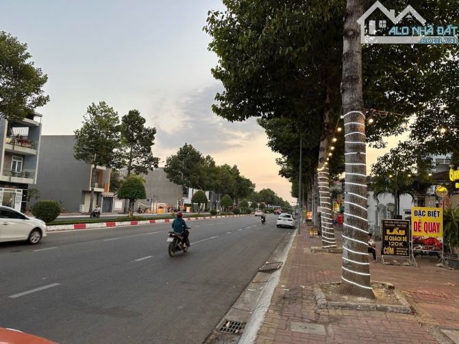 DT: 5x19 Giá 93m2, Mặt Tiền Kinh Doanh Nguyễn Văn Linh, Phường Phước Nguyên, TP Bà Rịa - 1