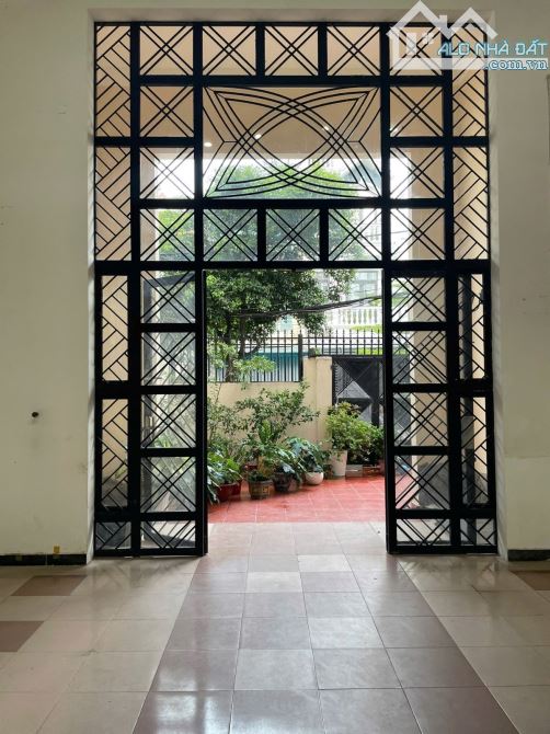 Đường số 20 gò vấp 140m2 4 tầng giá chỉ nhỉnh 20 tỷ - 12