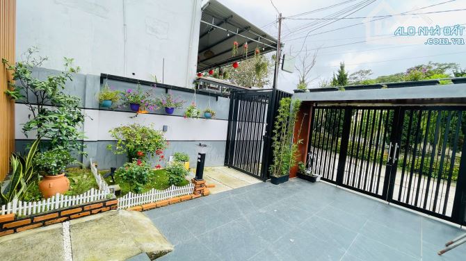 Nhà mới đẹp, Sân Vườn, TRUNG TÂM ĐÀ LẠT, Cách Hồ 500 mét đi bộ, gần chợ - 12