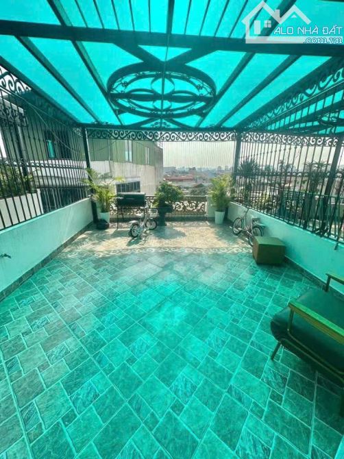 Oto tránh đỗ, 20m ra Phố Nguyễn Đức Cảnh, thang máy 7 tầng xịn xò, lô góc.65m2.Giá 22.5 tỷ - 18