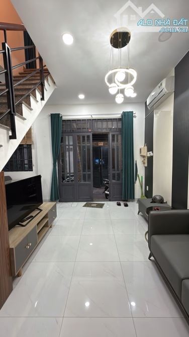 Nhà 2 tầng 3 phòng ngủ đường Nguyễn Văn Công Phường 3 Gò Vấp ngang khủng 5,8m sát hẻm xe t - 19