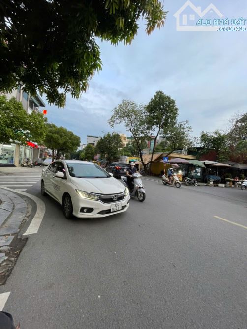 YÊN NGHĨA CẦN TÌM GẤP CHỦ CHO NHÀ DÒNG TIỀN KHỦNG LONG ,MẶT ĐƯỜNG LỚN, CHỦ NHIỆT BÁN! - 2