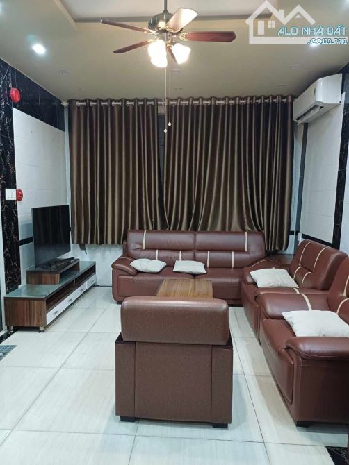 Giảm 4 tỷ , Mặt Tiền QL 1K , 243m2 (ngang 8m) , 3 Tầng, dòng tiền 60tr ,Lh@939.208.616 - 2