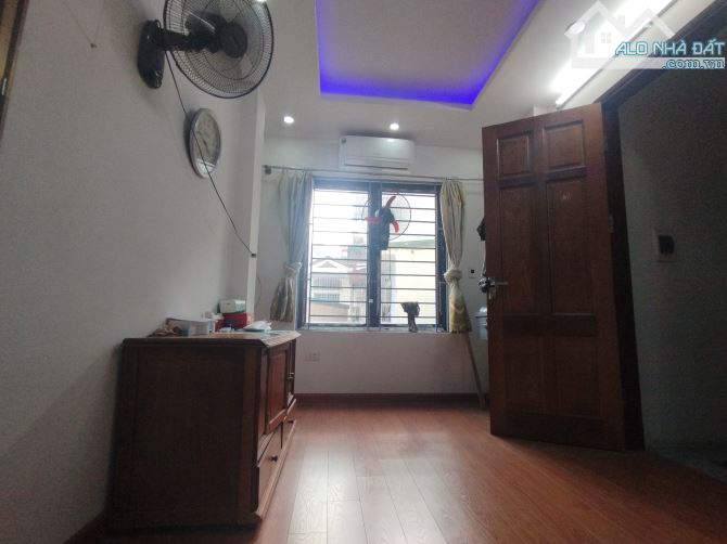 🏠 Nhà 5 Tầng – Mặt Tiền 8m – 2 Thoáng – Sát Học Viện Quân Y, Viện 103 – Chỉ Hơn 6 Tỷ! - 2