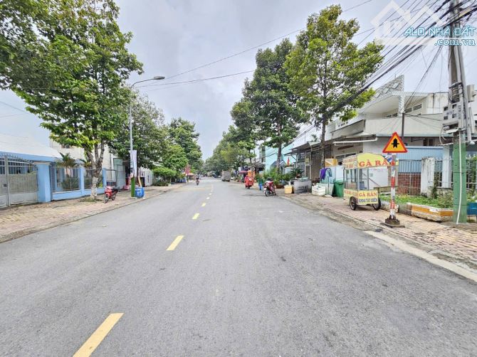 Đất mặt tiền gần chợ Dĩ An,p Dĩ An, tp Dĩ An - 2