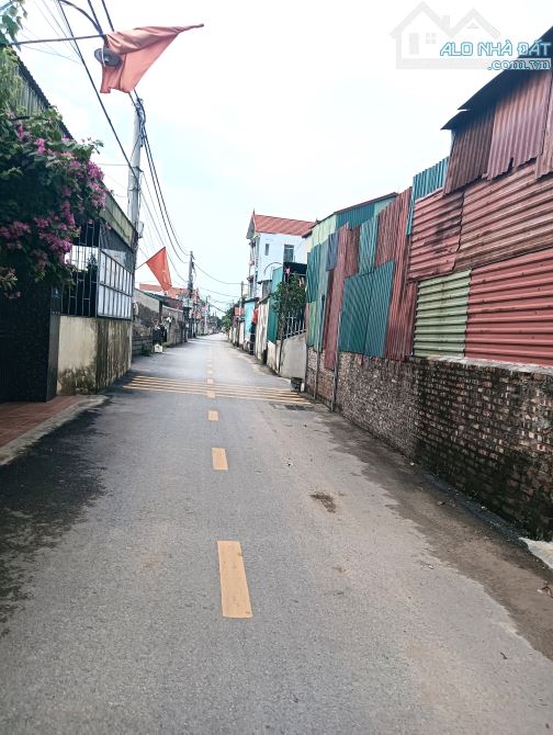 Mảnh đất nhỏ xinh gần trục chính giá rẻ 👉 dũng tiến -thường tín - 2