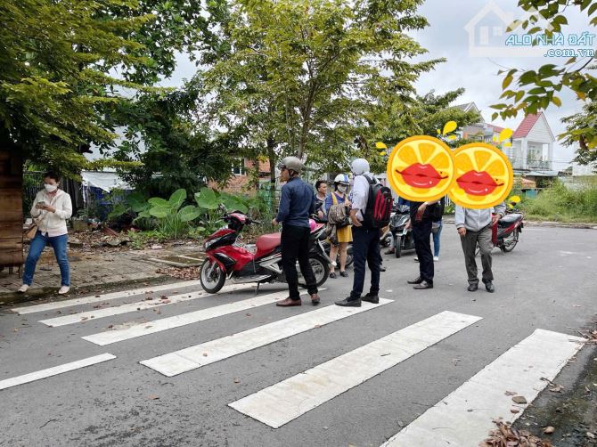 Giá ngộp sâu! Đất hiếm mặt tiền công viên Hiệp Hòa, Khu TĐCư thông Đỗ Văn Thi - 2