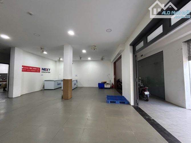 🚀 MẶT TIỀN KINH DOANH VIP TÊN LỬA – 200m² – 4 TẦNG – THU NHẬP 50TR/THÁNG – GIÁ 18.3 TỶ - 2