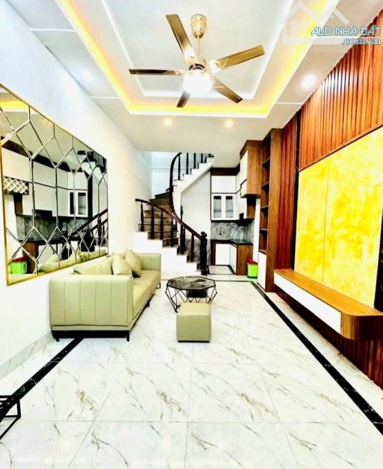 TT Ngọc Hồi - Hoàng Mai DT: 40m2×5Tầng, ô tô đỗ giá nh.ỉnh 5tỷ - 2