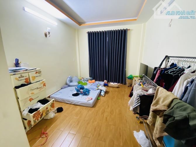 NHÀ ĐẸP MẶT TIỀN, 3 TẦNG DÒNG TIỀN 15tr/th, SÁT PHẠM VĂN ĐÔNG, 4X18, CHỈ 7,9 TỶ. - 2