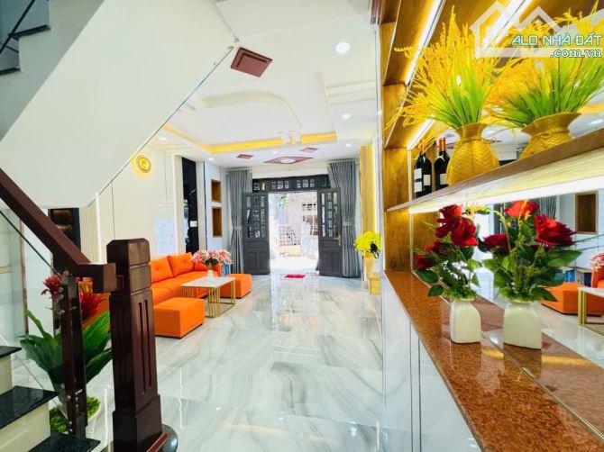 Bán nhà Hẻm xe hơi, 4m x 11m, Phạm Văn Chiêu, 2 Tầng, 5 Tỷ nhỉnh - 2