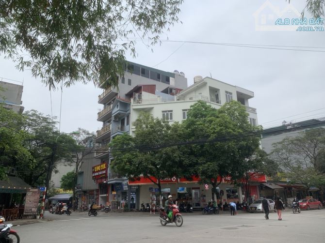 Bán đất tặng nhà mặt phố Phú Diễn 102m2, 2 mặt thoáng, vỉa hè kinh doanh, giá 25 tỷ. - 2