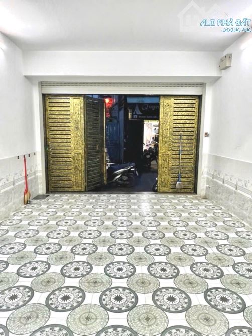 🏡 G.ẤP bán giảm 500tr chỉ còn 7tỷ hơn xíu. Nhà 5x20m. 3 tầng.1 sẹt Nguyễn Ảnh Thủ. - 2