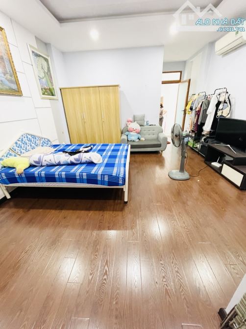 Bán nhà Bình Thạnh - ô tô thông - 111m2 - 4 tầng - ngang 4.5m - 2