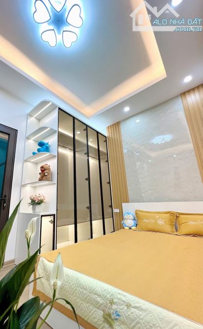 Nhà Đẹp - Full Nội Thất - Lô Góc - Quan Thổ - Đống Đa - Dt:27m2/5tầng/4mMt*nhỉnh 6 tỷ - 2