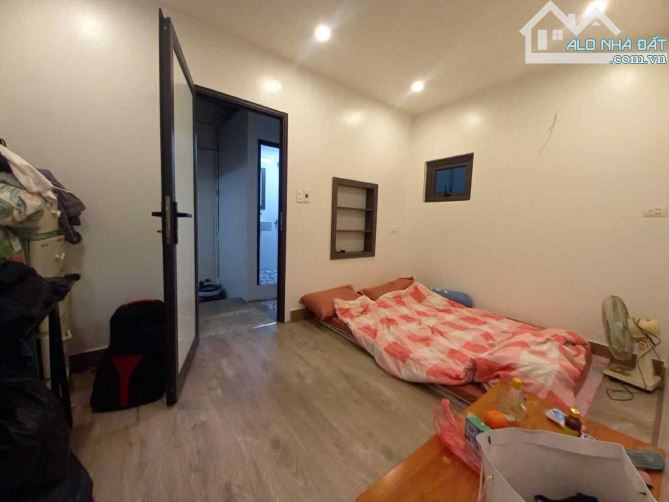 PHÂN LÔ VF3 LÙI CỬA GẦN NGÕ MINH KHAI- 34M- 6 TỶ 1 - 2