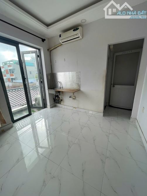 nhà P10, 65m2, đúc 3 tấm, đang thu nhập gần 30tr/tháng - 2