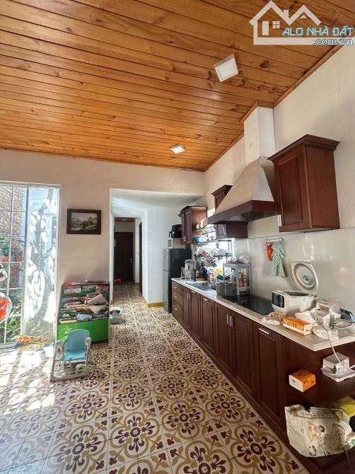 Bán nhà nội thất gỗ kiềng kiệt Oto Nguyễn Trường Tộ Cách Mặt tiền chỉ 40m - 2