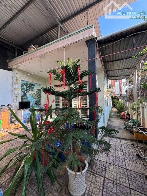 HÀNG THƠM HÓC MÔN – MẶT TIỀN NGUYỄN VĂN BỨA – GIÁ CHỈ 13 TỶ - 2