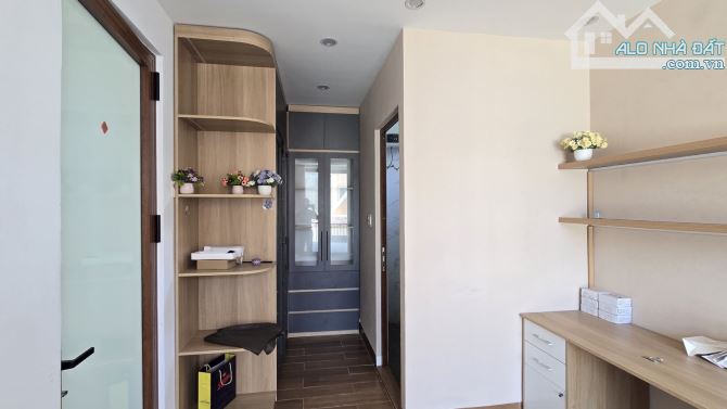 🏘️Siêu phẩm lô góc 4 tầng Trần Cao Vân-Thanh Khê thông Nguyễn Tất Thành - Ngang hơn 8 m - 2