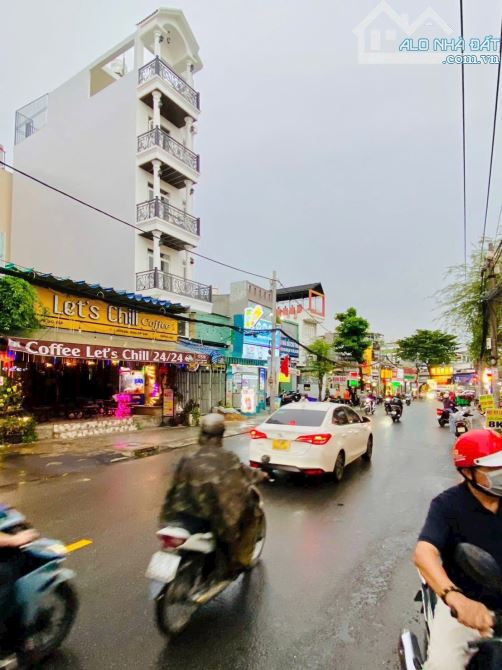 Bán nhà MT Nguyễn Văn Khối p8 DT:4x16 1 lững 5 lầu , giá : 16,5 tỷ - 2