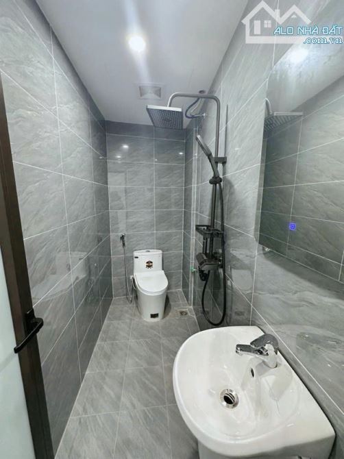 HIẾM CÓ !!!BÁN NHÀ GẤP ĐỊNH CÔNG THƯỢNG 30M 6 TẦNG – NHÀ ĐẸP – Ô TÔ VÀO TẬN NHÀ 7,7 TỶ , - 2
