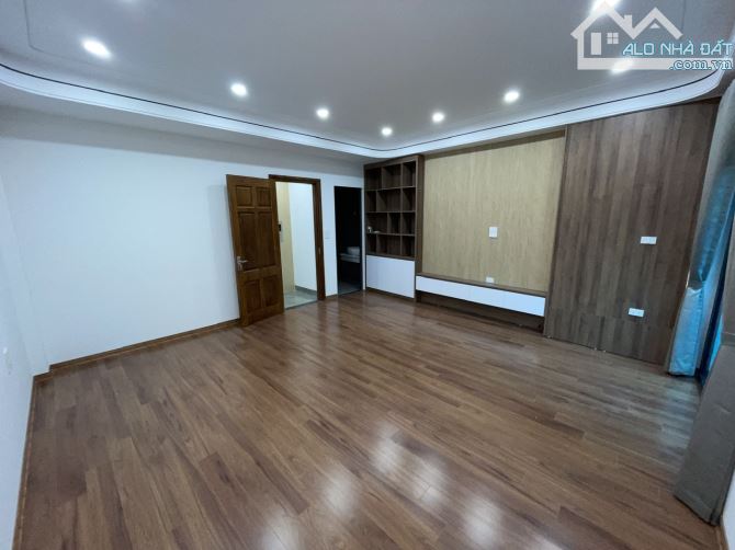 🔥🔥🔥 MẶT NGÕ QUỲNH / KINH DOANH ĐẲNG CẤP TRUNG TÂM HAI BÀ TRƯNG - THANG MÁY - NHÀ MỚIGÓC - 2