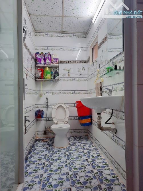 🏘️ 1/ SÁT HẺM Ô TÔ – NHÀ MỚI ĐẸP – PHÚ THỌ HÒA – 43M² (4.3❌️11) – 2PN – 2WC – 5.2 TỶ TL - 2