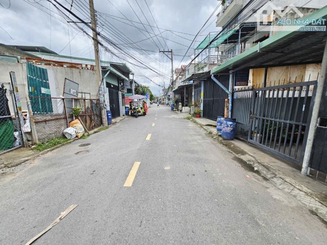 Đất mặt tiền kinh doanh gần ngã ba Ông Xã, phường Tân Đông Hiệp, TP Dĩ An. 12,3 tỷ - 2