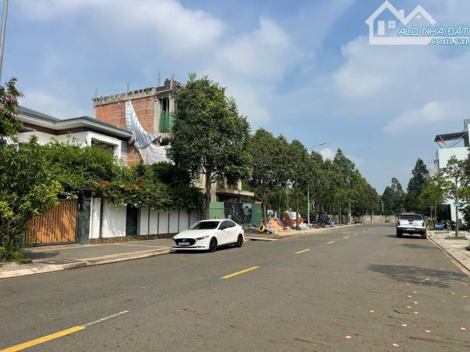 Khu 30/4 chủ  cần bán lô mặt tiền đường Lý Thái Tổ - Tp Bà Rịa - đường to thứ 2 của dự án - 2