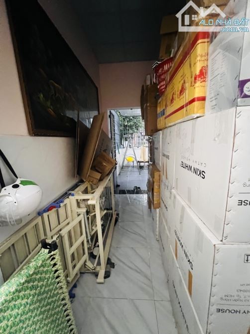 Cần bán gấp căn góc 2MT . P.Tân Thuận Tây. Q7. 7X16m . - 2