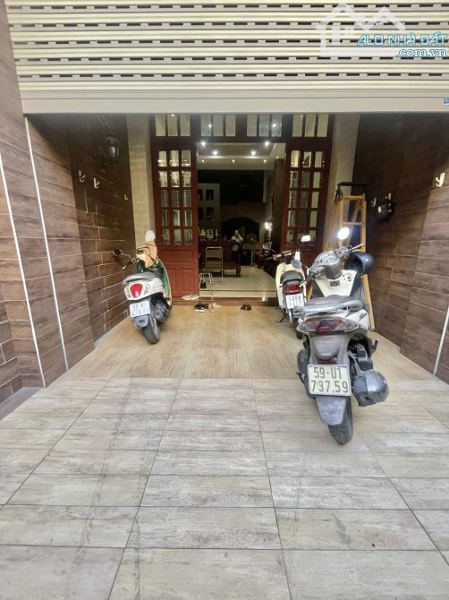 Bán nhà Tân Bình - hẻm nhựa xe tải tránh - ngay khu Lữ Gia - kinh doạn - 2